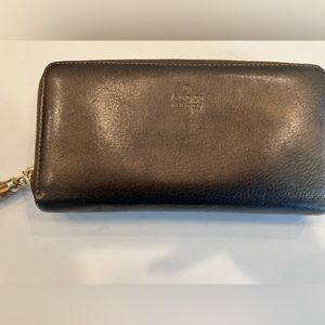Brown leather Gucci wallet